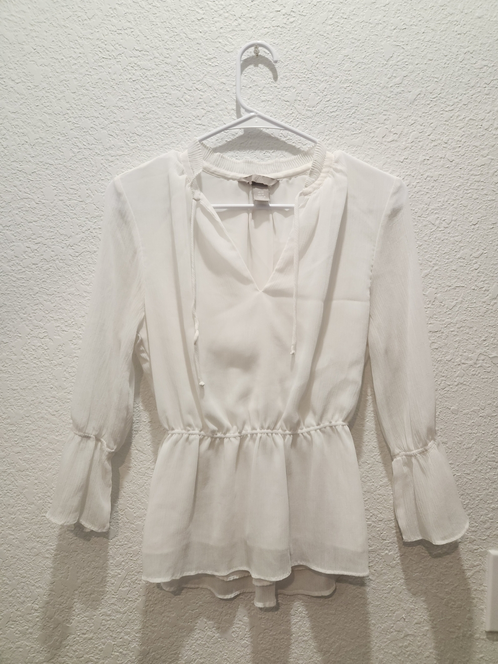 H&M White Tie-Neck Peplum Blouse